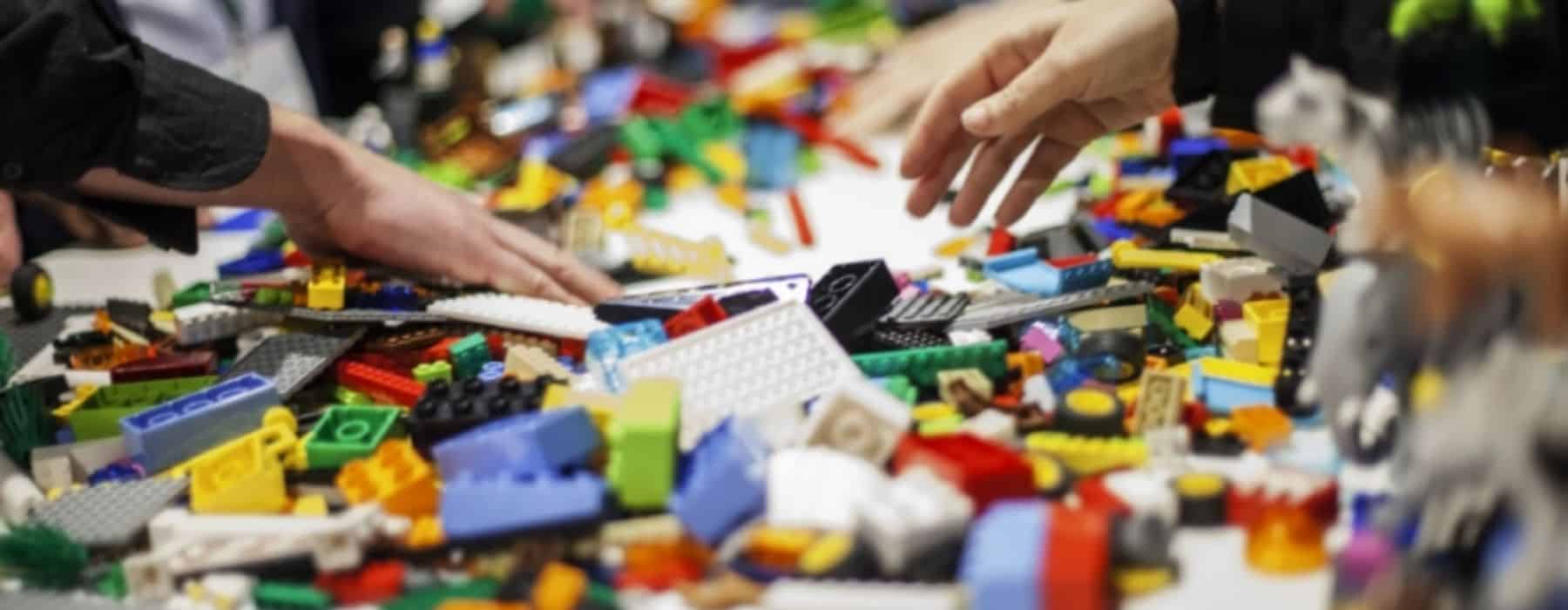 TEAM BUILDING LEGO SERIOUS PLAY