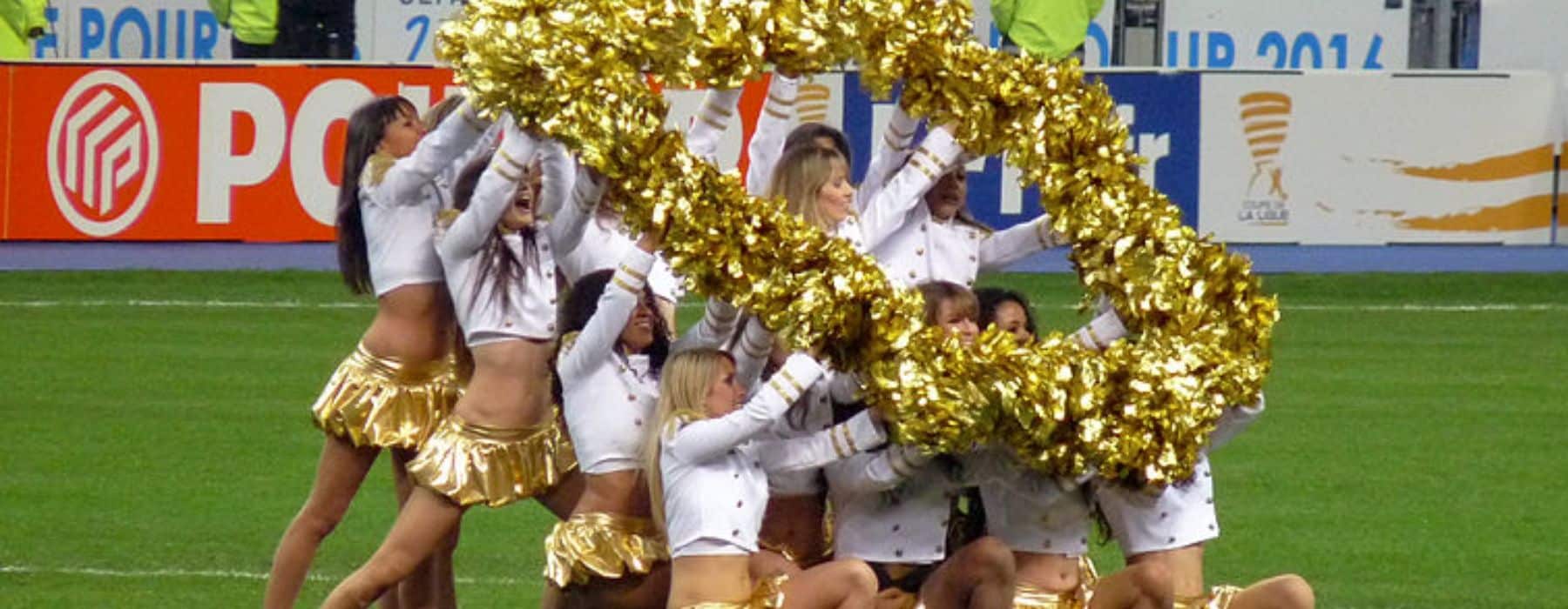 Pompom girls de l'ESTAC Troyes - Cheers Up Dance